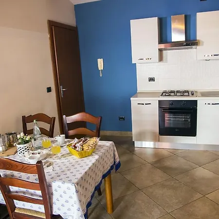 Catania Capomulini Bed & Breakfast Vampolieri